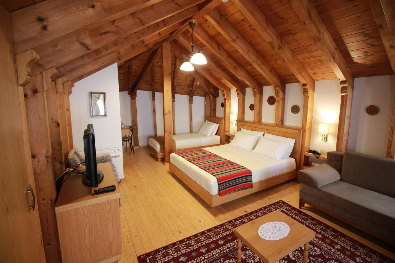 Hotel Argjiro จีโรคาสเตอร์ ภายนอก รูปภาพ