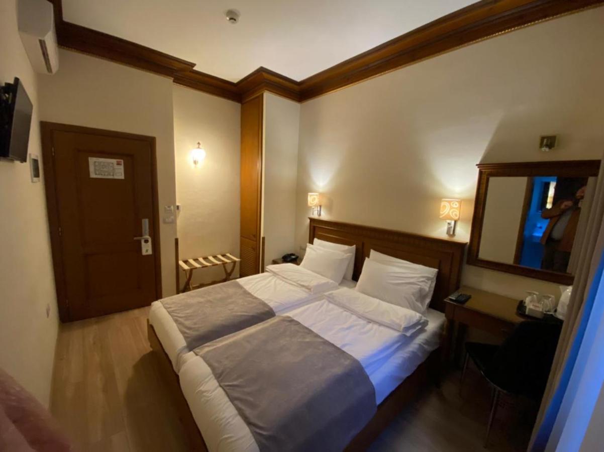 Hotel Argjiro จีโรคาสเตอร์ ภายนอก รูปภาพ