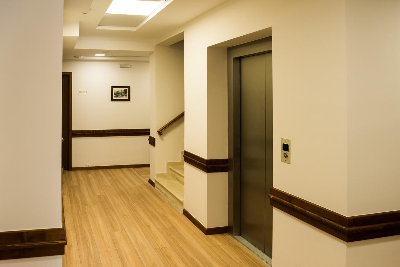 Hotel Argjiro จีโรคาสเตอร์ ภายนอก รูปภาพ