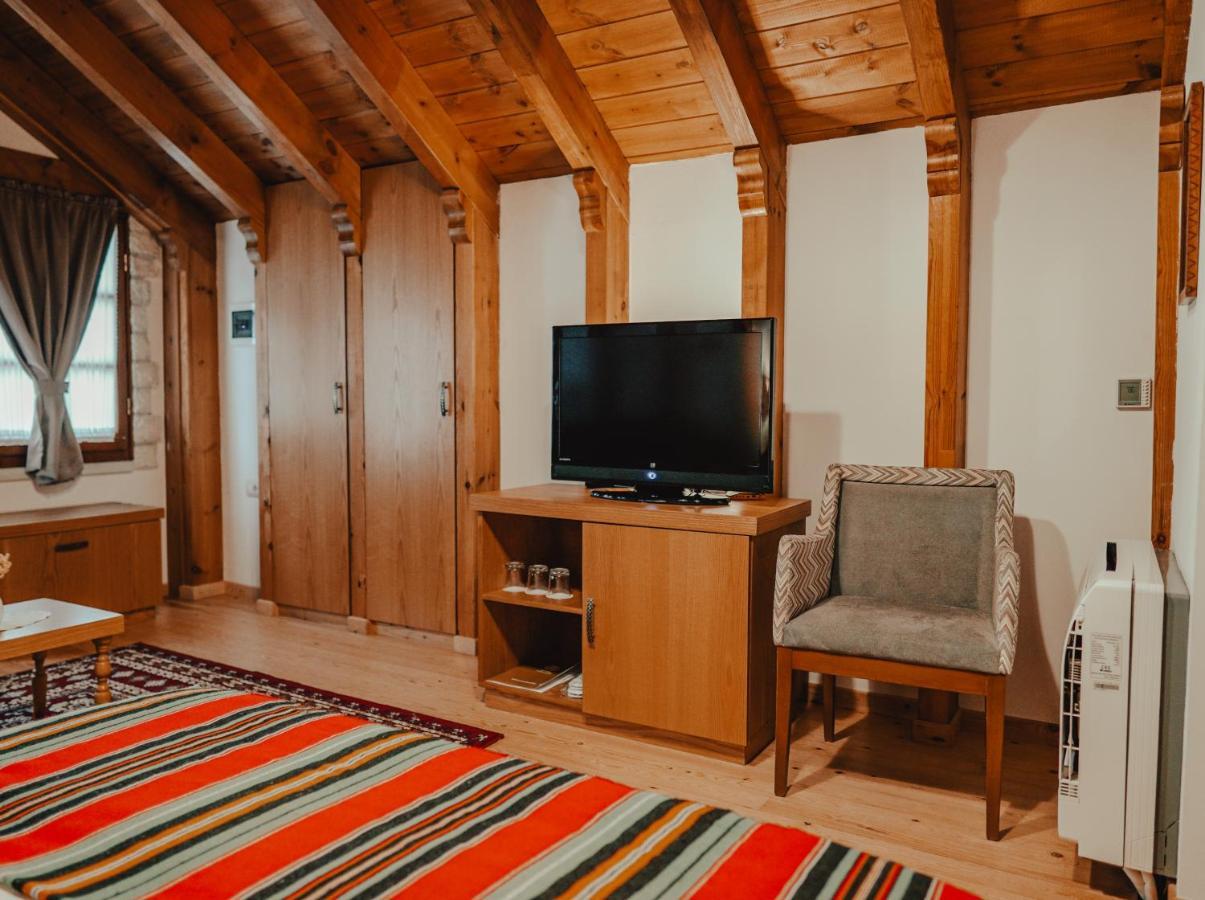Hotel Argjiro จีโรคาสเตอร์ ภายนอก รูปภาพ