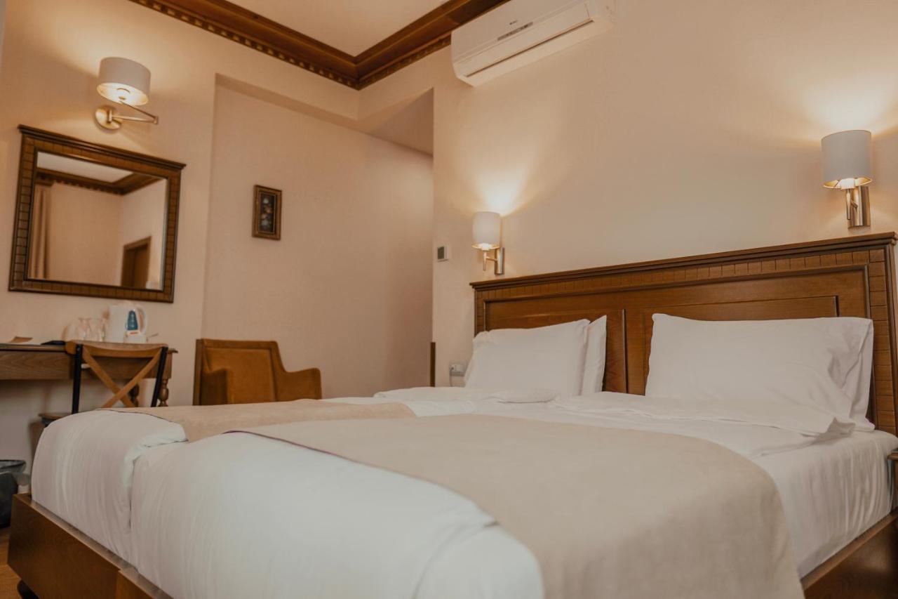 Hotel Argjiro จีโรคาสเตอร์ ภายนอก รูปภาพ
